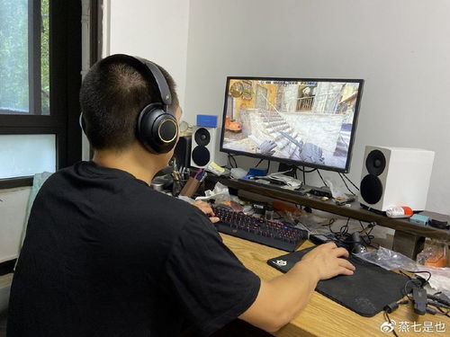 緋樂曜電競音樂耳機體驗 全能降噪頭戴，電競與音樂的完美平衡
